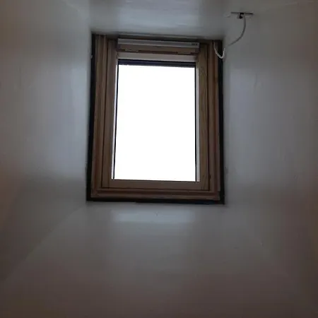 Apartment Milan-stlazare Paris